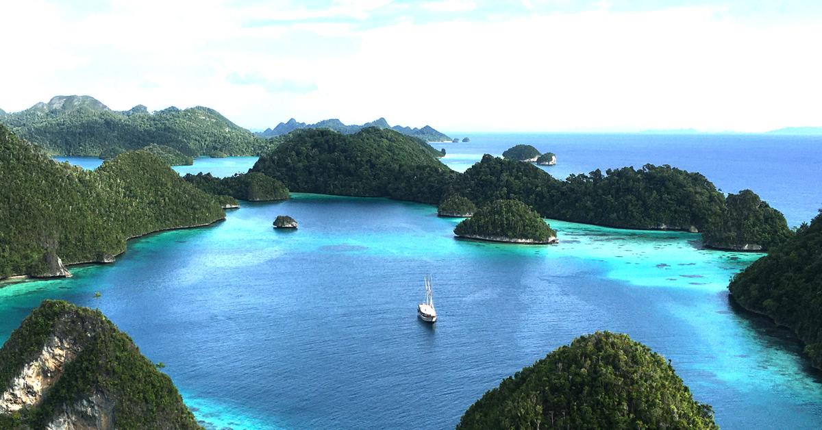 dpr-soroti-kerusakan-lingkungan-komisi-xii-akan-tinjau-langsung-tambang-di-raja-ampat